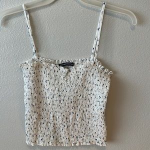 BRANDY MELVILLE Women’s Blue & White Floral Smocked Cropped Tank